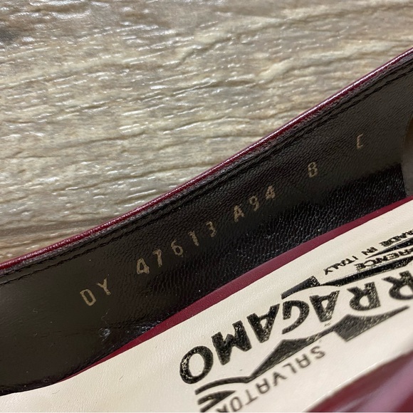 Ferragamo Mahogany Burgundy Red 4cm Block Heel Buckle RARE VINTAGE Leather Pumps - Picture 7 of 10